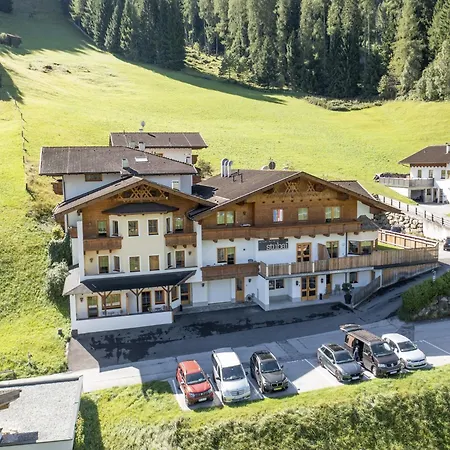 In Neustift Near Lift * Neustift im Stubaital