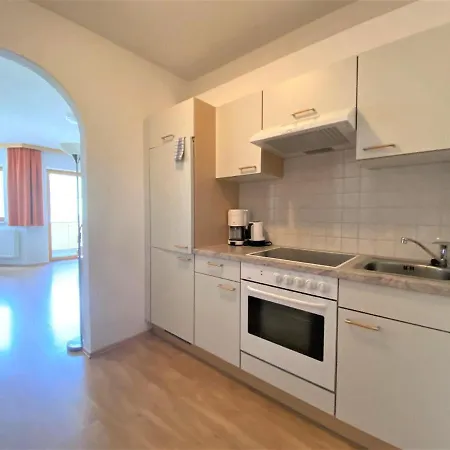 Apartament Lovely In With Mountain View
